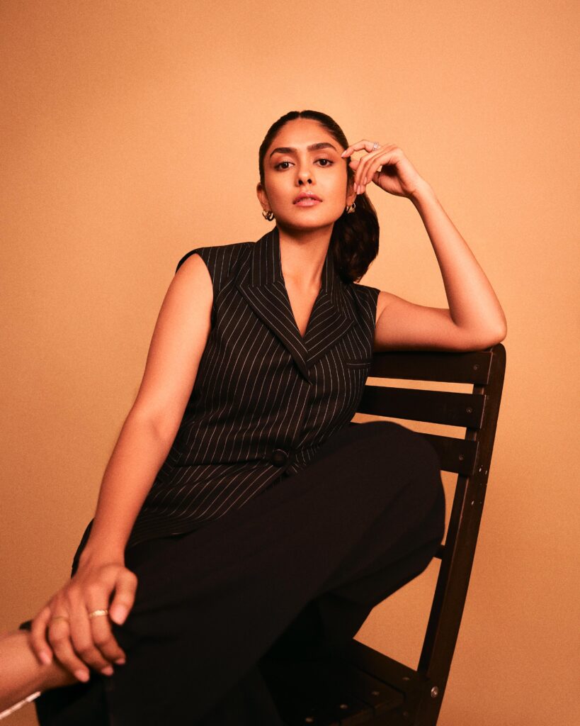 hi-nani-mrunal-thakur